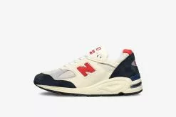New Balance M990TA2