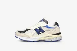 New Balance M990WB3
